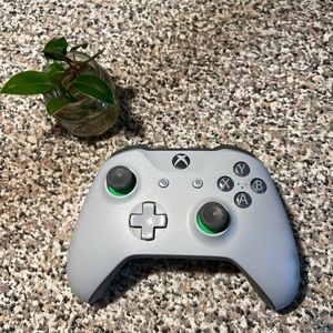 Wireless Xbox Controller